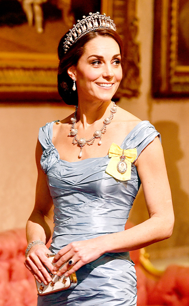 Quien Tiene La Mejor Corona Entre La Reina Isabel La Reina Maxima Y Kate Middleton E Online Latino Ar